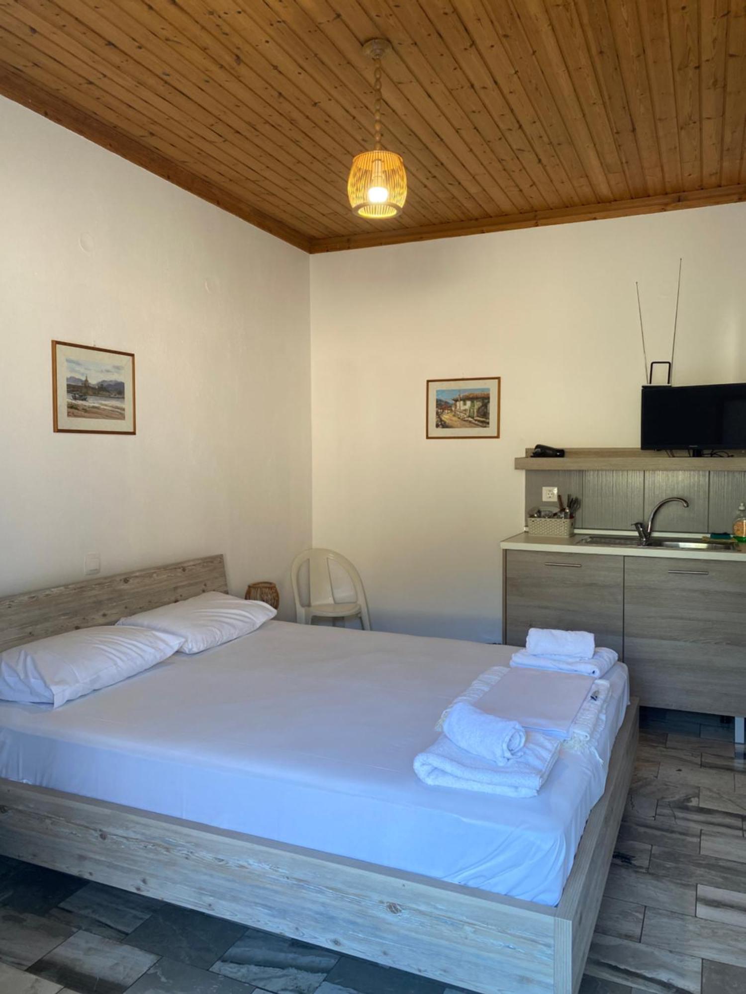 Hotel Pansion Vasso Áyios Nikítas Esterno foto